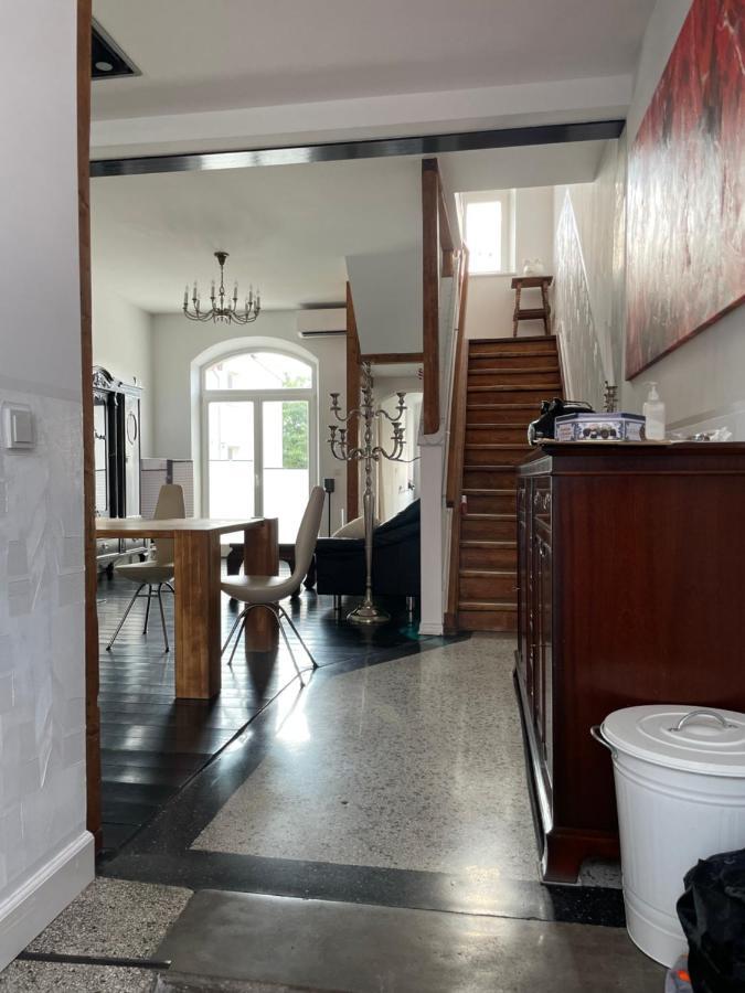 Apartmán Denkmalgeschuetztes Schmuckstueck Düsseldorf Exteriér fotografie